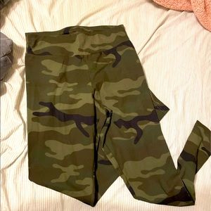 Camo high waisted leggings